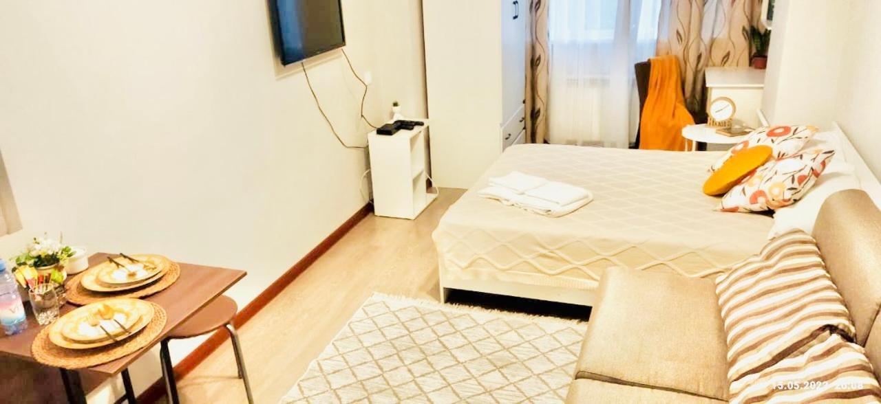 Like Home Apartments Timiryazev Street Almaty Exterior foto